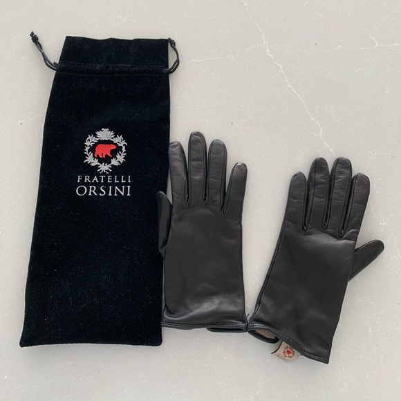 Black leather driving gloves - Picture 2 of 3